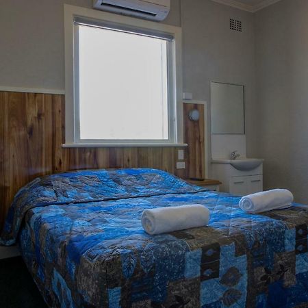 Criterion Hotel Gundagai Εξωτερικό φωτογραφία