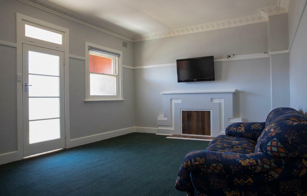 Criterion Hotel Gundagai Εξωτερικό φωτογραφία